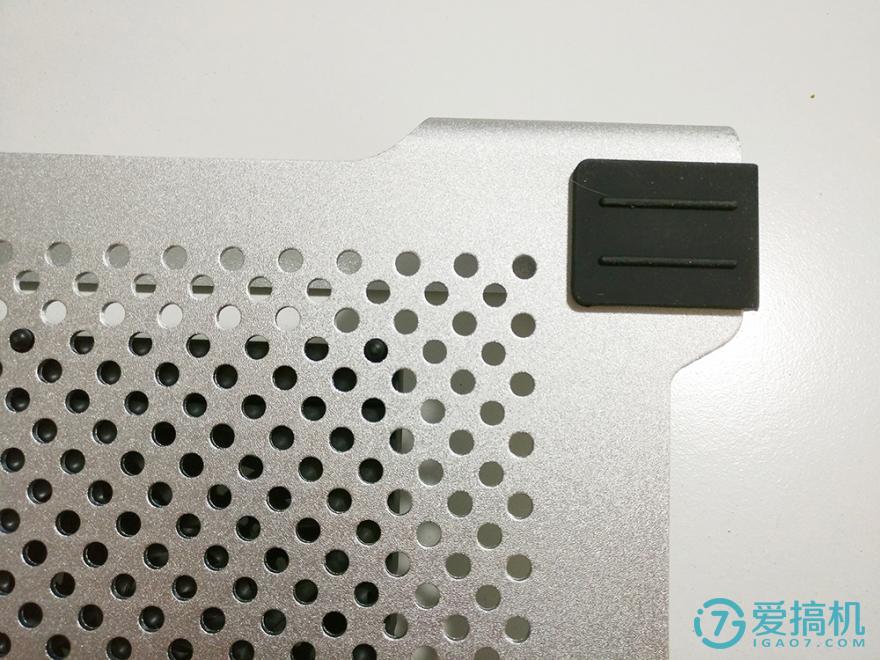 驱走闷热，给你的PC“冲个凉”！——ORICO全铝DIY双风扇笔记本散热垫体验
