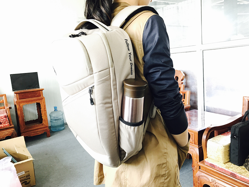 探路者户外正品轻薄双肩轻便背包,探路者斜背包