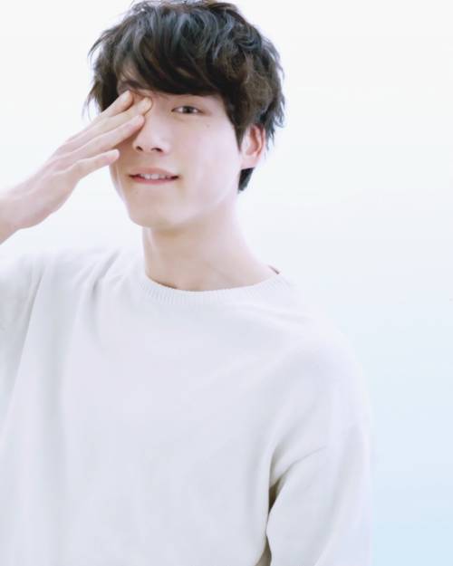 这么会穿的日系潮流小哥，请给我来一打！