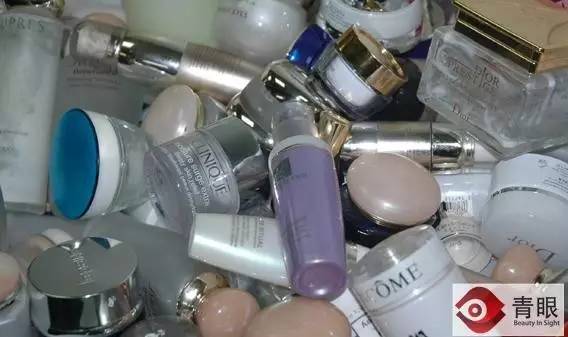 惊曝!中国破获特大海外护肤品空瓶造假!SK2、Lamer等这些热卖大牌护肤品是在马桶边造的?