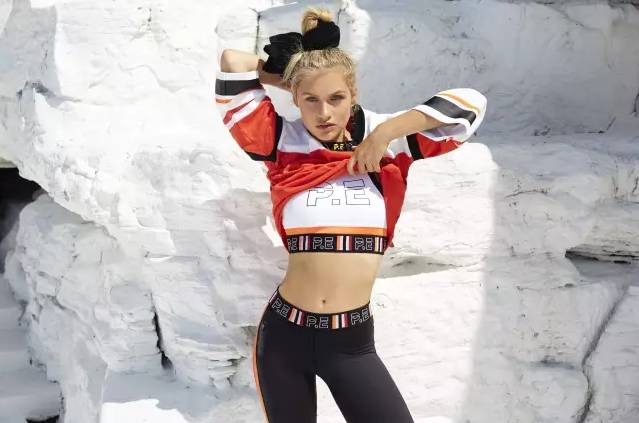 既便宜又好穿的运动品牌,今年流行时髦运动套装