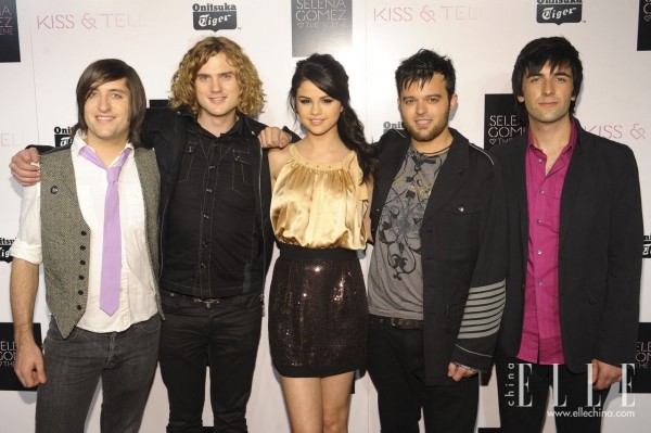 男默女泪2023,男默女泪小短片