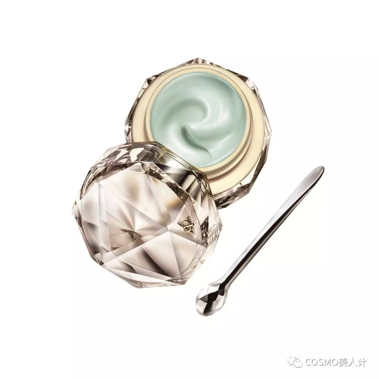 30岁就有眼袋了该怎么办,一有大眼袋立马显老10岁