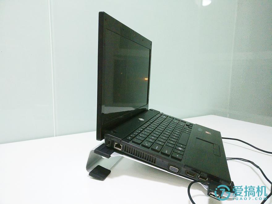 驱走闷热，给你的PC“冲个凉”！——ORICO全铝DIY双风扇笔记本散热垫体验