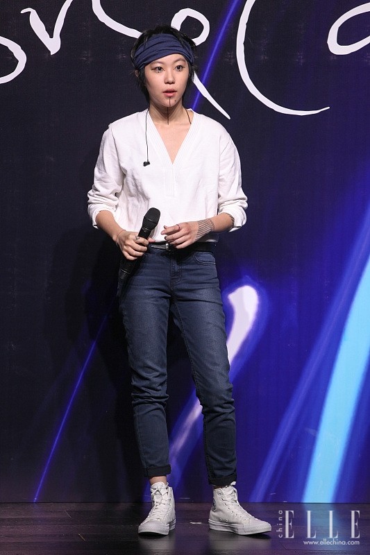 一双帆布鞋300多,3000一双帆布鞋