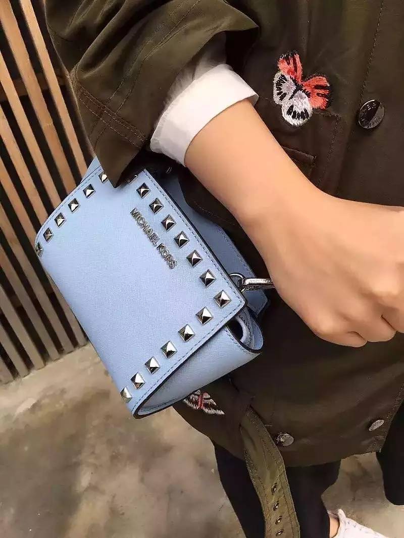 春夏好看实用的包包,告别臃肿绑出时尚感