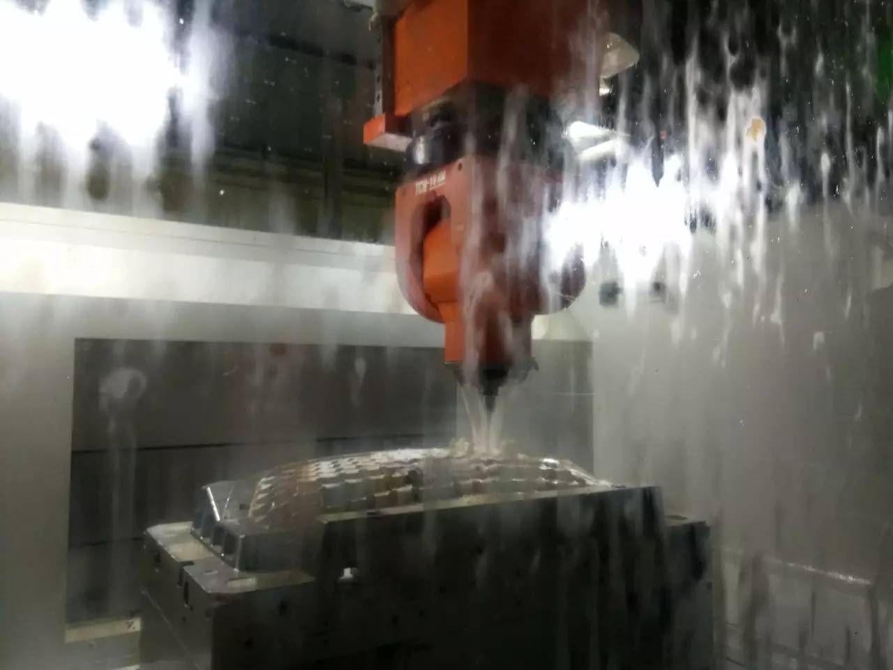 中国模具制造走向世界,中国制造2025模具