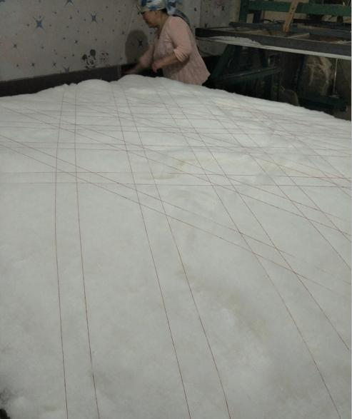 实录:*疆新**特产之一,一床棉花被的加工过程