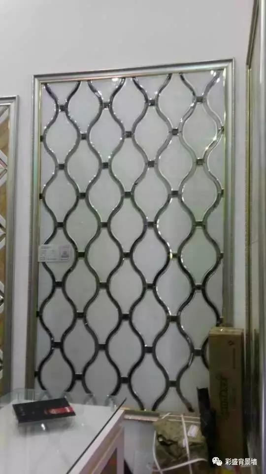 家装镀膜玻璃好还是普通玻璃好,镀膜玻璃与普通玻璃哪个在室外