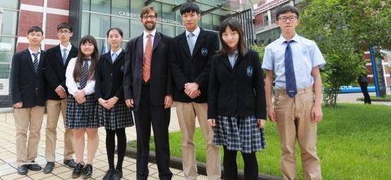 武汉高中校服最好看的几所学校,水果湖中学校服