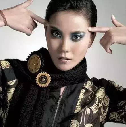 明星改名后的原名,哪些明星改名后才火起来