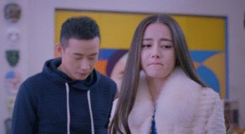 选妈妈还是选父母的视频,记者问迪丽热巴选陈伟霆还是罗晋