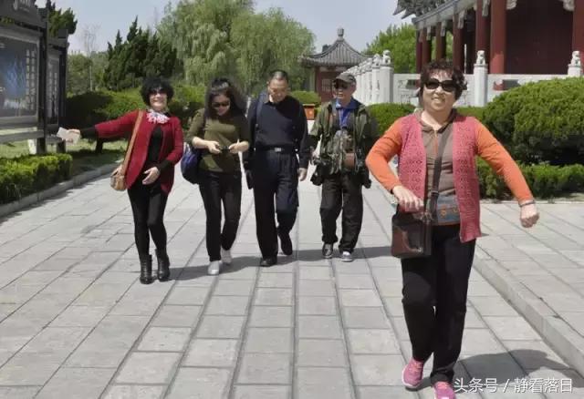 开怀一笑无忌惮,老怪小妖真齐全(红叶网老友聚会图文综合)