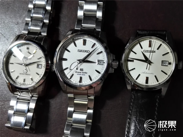 他花100万买豪表，总结出这4点买验让你不多花1分钱！