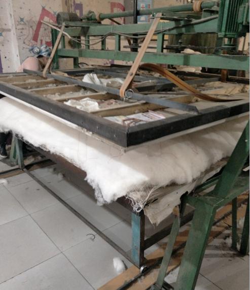 实录:*疆新**特产之一,一床棉花被的加工过程