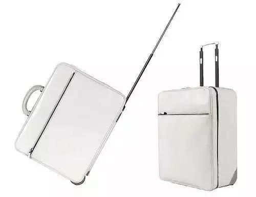 5月·焕新生|不负好*光春**,那些行走在旅途中的箱包们!