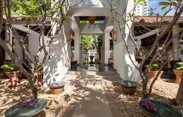 普吉岛适合亲子游的酒店,普吉岛订什么酒店