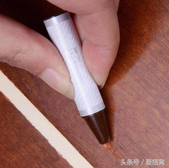 地板划伤修复方法,木地板严重划伤如何修复