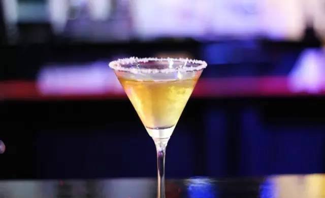 白兰地是属于什么样的葡萄酒,白兰地为什么是葡萄酒