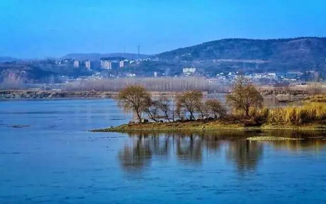 马云与阿里20年互联网巨头养成术,马云创立阿里巴巴追梦成长史