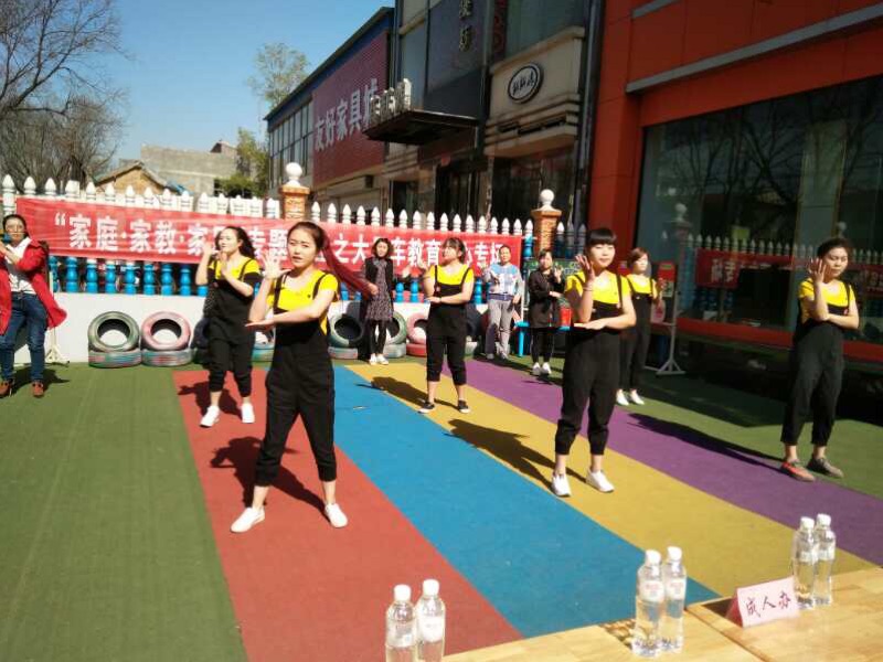 家风家教讲座视频片段,家教家风大讲堂视频