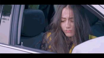 选妈妈还是选父母的视频,记者问迪丽热巴选陈伟霆还是罗晋