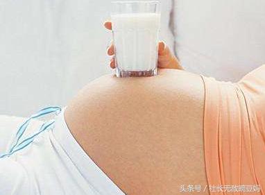 产后第三天堵奶涨奶硬块怎么疏通,怎样防止涨奶堵奶