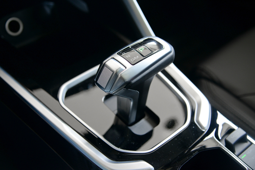 15万购买国产suv全新哈弗h6,全新换代哈弗h6究竟好在哪