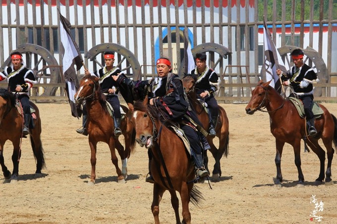 泉城欧乐堡动物王国夏天怎么去,泉城欧乐堡梦幻世界星空过山车