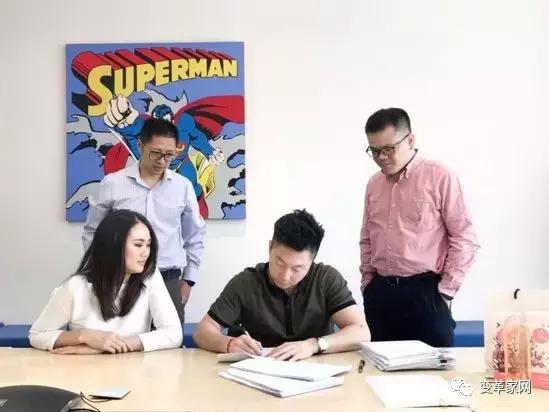 浜笢瀹e竷缁勫缓鎴橀槦,浜笢闆嗗洟瀹樺