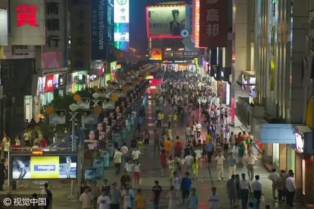 论代购是怎样炼成的！冲着这些商业街都要去走一遭的城市！