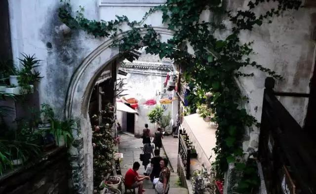 2022春节成都周边有年味的古镇,成都周边旅游人气最旺的十大古镇