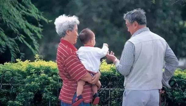 给爸妈一个安逸的家,给父母一个温馨的港湾