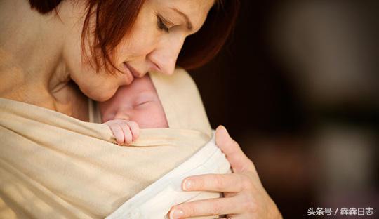 母乳妈妈吃什么容易导致宝宝胀气,宝宝胀气该怎么喂养