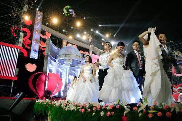 马云与阿里20年互联网巨头养成术,马云创立阿里巴巴追梦成长史