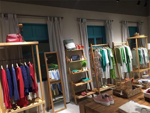 一代淘品牌茵曼猛开实体店,这坑里的水有多深?