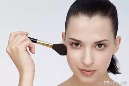 打了腮红之后更丑了,感觉打了腮红更丑了