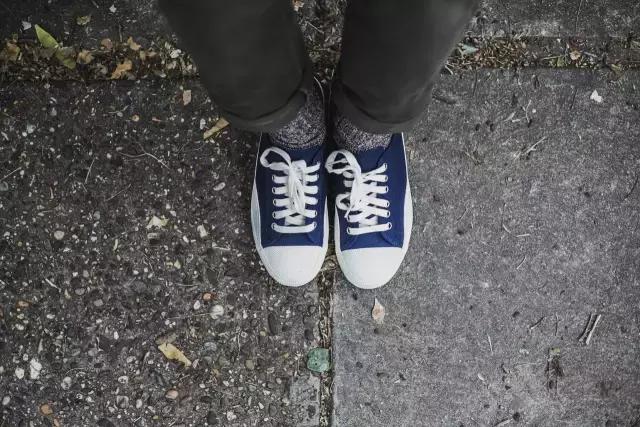 收集各种名牌鞋vansconverse,conversevans鞋子