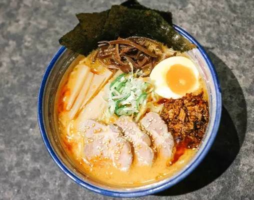 源自北海道，每天300碗！这一碗叫“火頭山”的拉面来宜兴了！