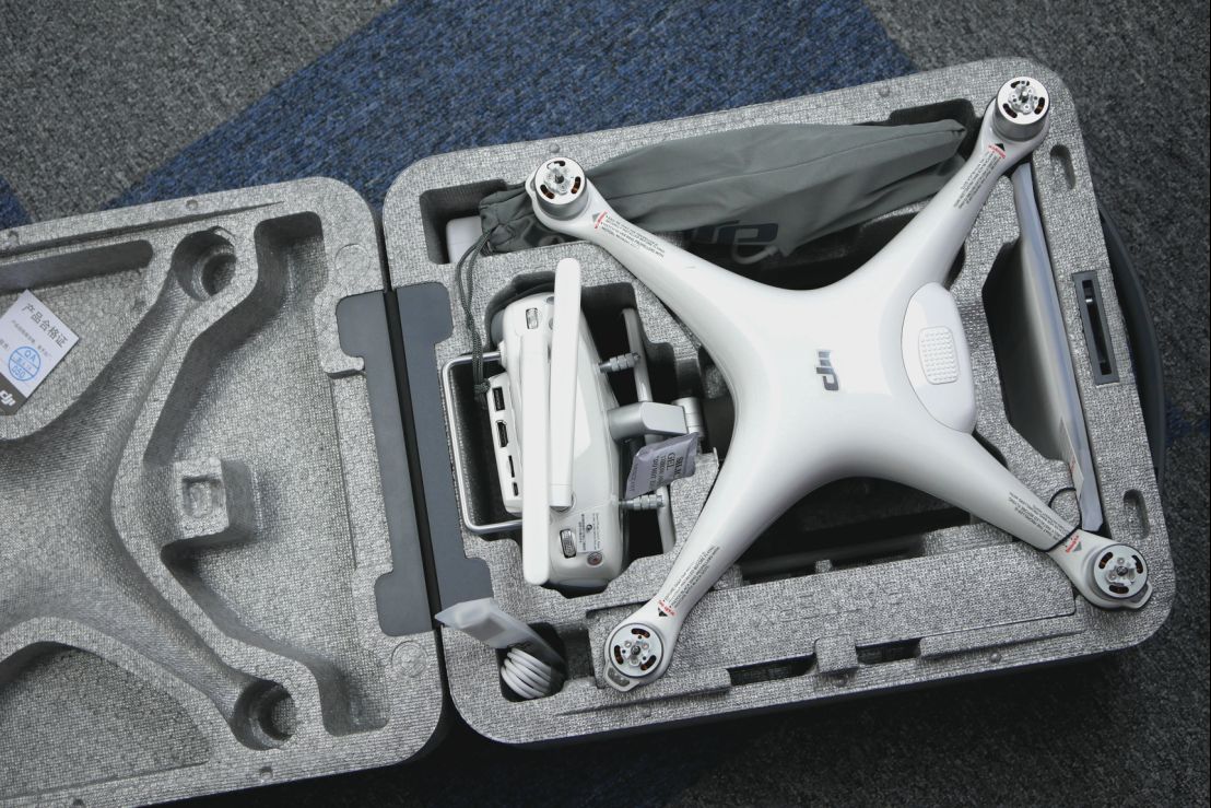 飞行黑卡,大疆精灵4飞行视频教程