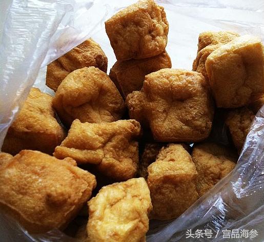 有人说海参太贵吃不起,教你如何快速制作咬得动的活海参