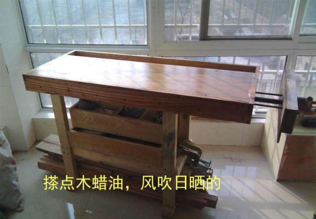 老木匠打书桌,农村老木匠做木匠