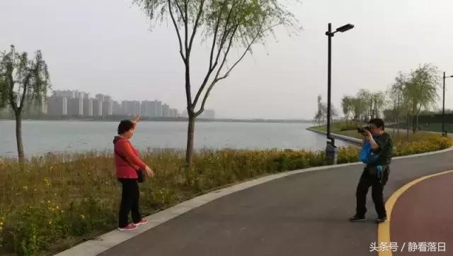 开怀一笑无忌惮,老怪小妖真齐全(红叶网老友聚会图文综合)