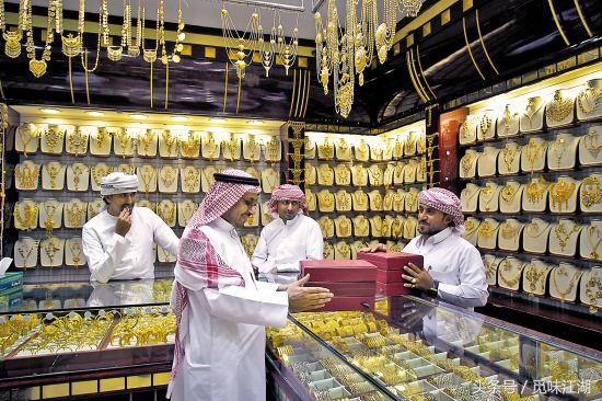 鎮夊凹鐜懓婀惧瘜浜哄尯,鎮夊凹灞堣嚕姘忔咕