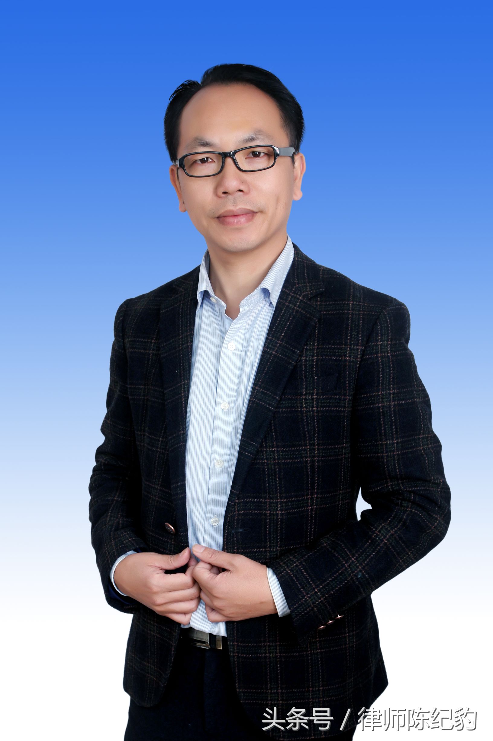 律师普法被人打了怎么办,快递被冒领怎么赔偿