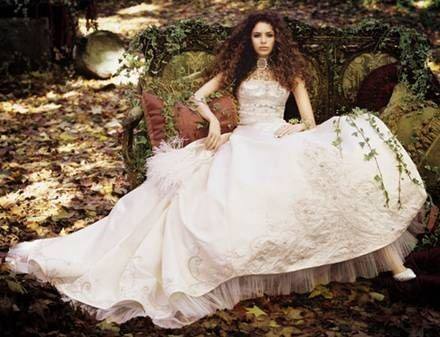 离婚了能烧掉婚纱照和衣服吗,离婚了和前夫照的婚纱照怎么处理