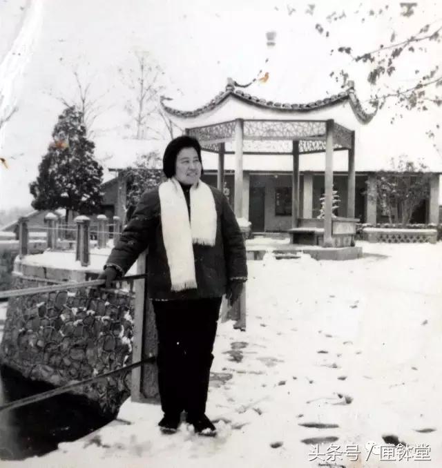 晒晒我家老照片难忘的青春记忆,晒晒我家小二层