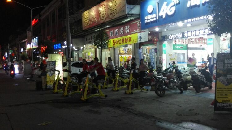 金石之夜,街市迷离-潮州男人谷