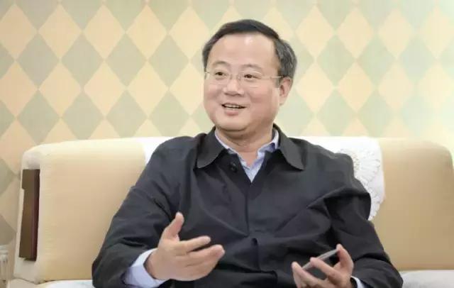 当了八年秘书升迁,当了八年秘书一点升迁的迹象