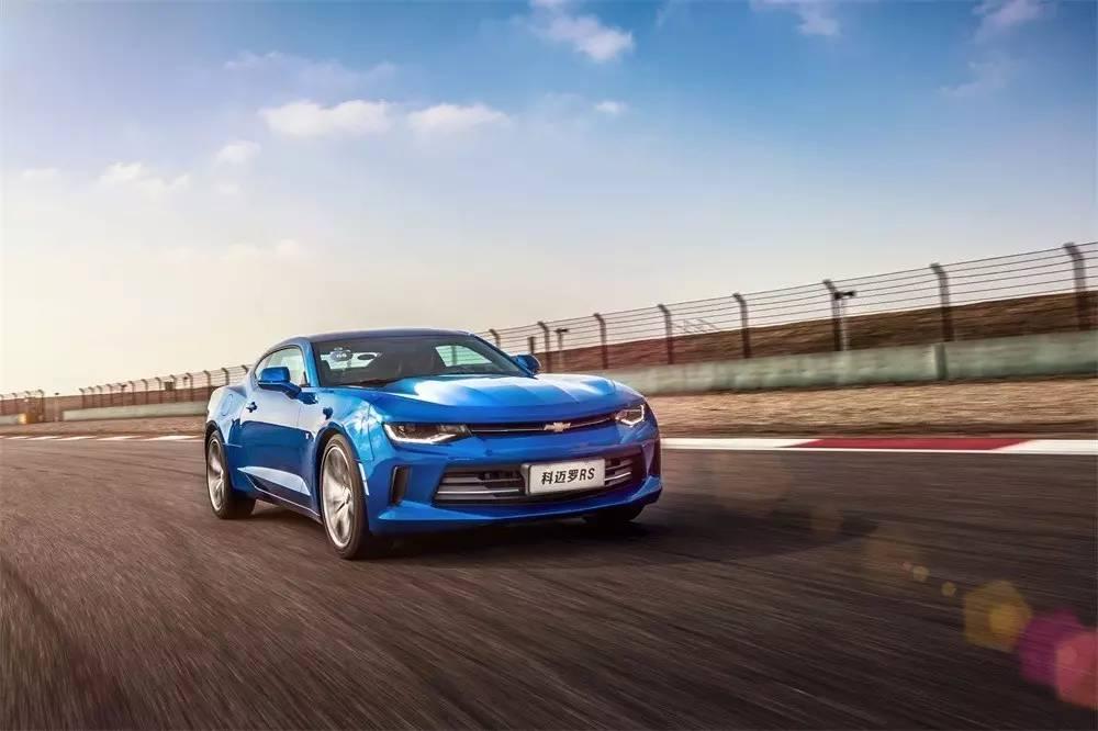 雪佛兰科迈罗rs漂移,雪佛兰科迈罗大黄蜂敞篷版漂移